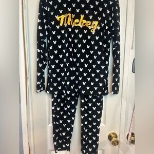 Disney Mickey Women's Pajama Set Small